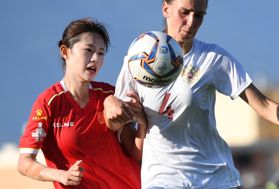 2006女足中国vs俄罗斯的相关图片